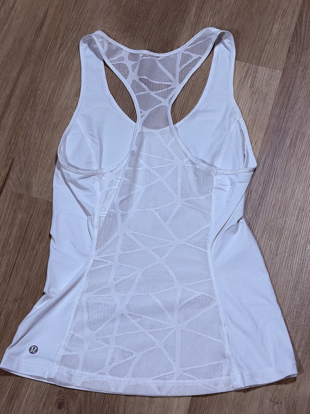 Lululemon Womens White Racerback Tank Top Size 8 Mesh Back Panel Yoga Athletic